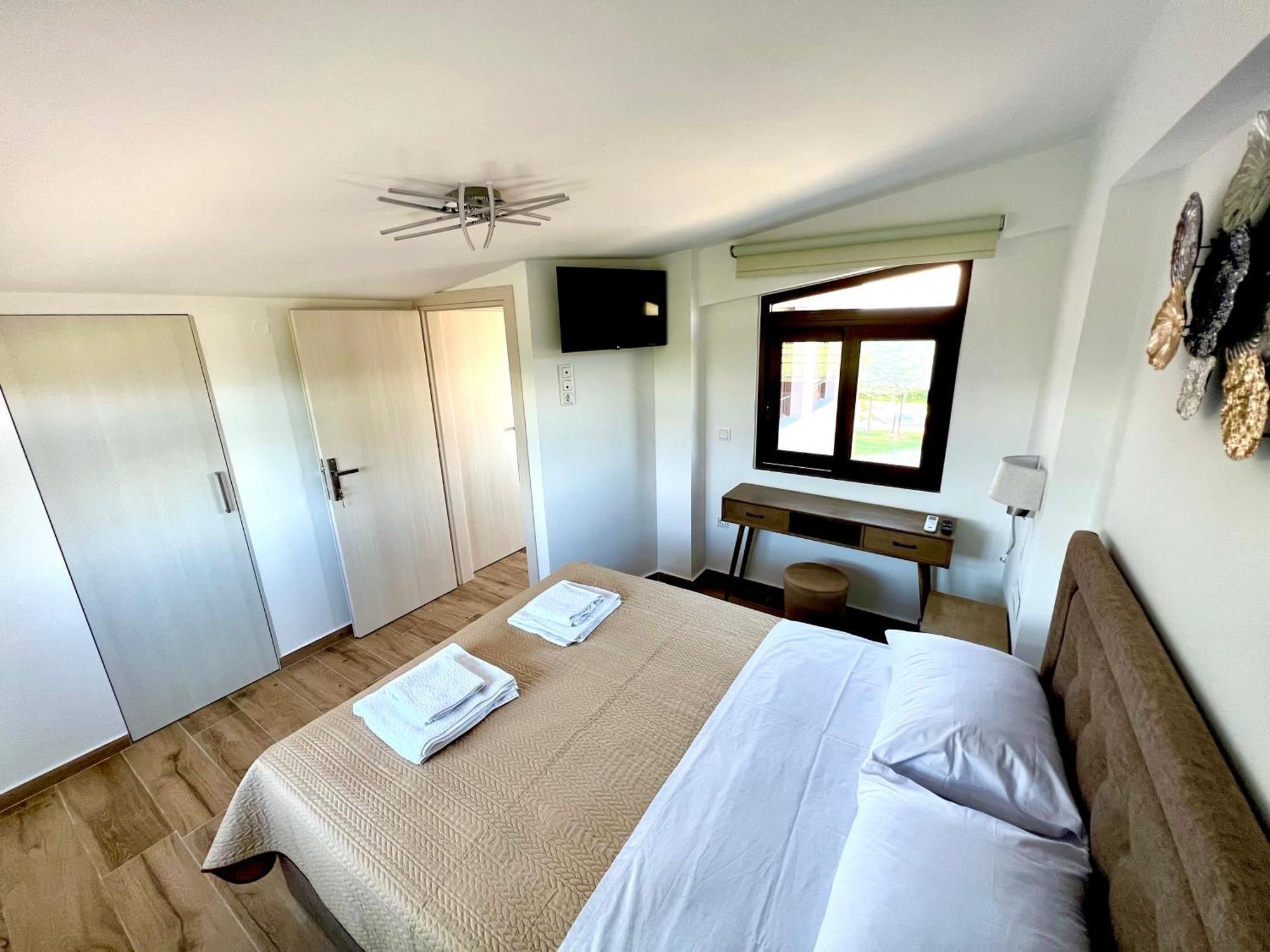 Rouga Paradise Resort Vónitsa Eksteriør bilde